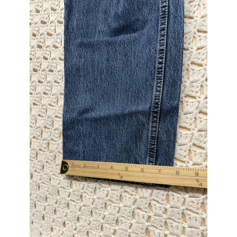 Levis please check